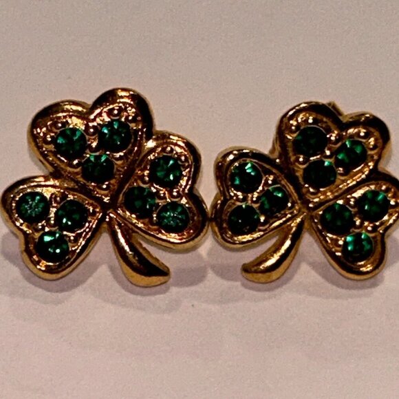 Avon Gold Green Rhinestone Clover Earrings Leaf Shape Set St. Patrick's Day - Picture 4 of 6